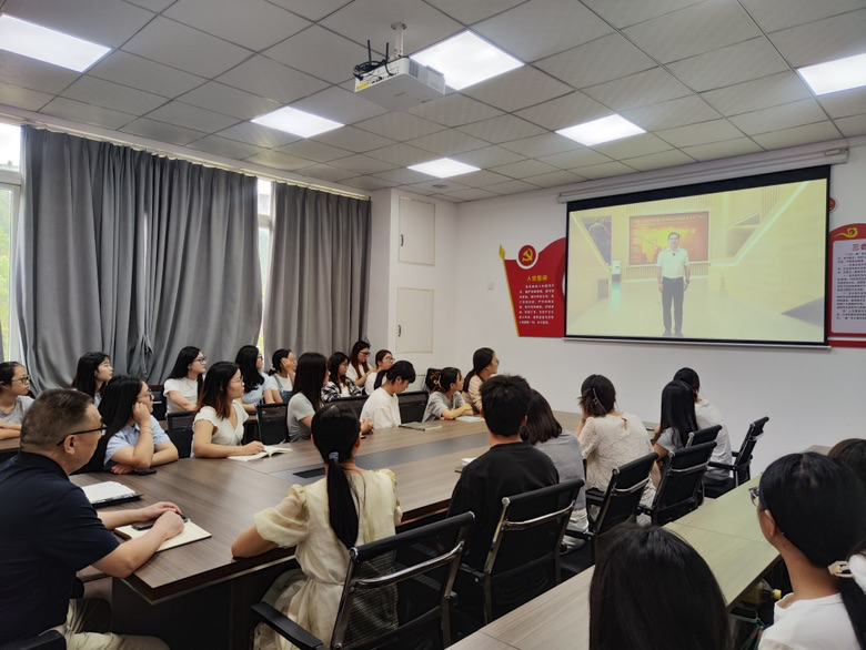 mg4355vip检测中心开展“大国担当”思政大课观影活动